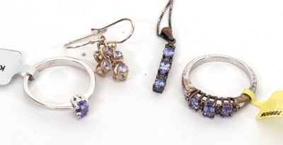 Lot 235 - A small group of tanzanite jewellery: to...