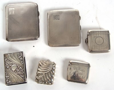 Lot 88 - Mixed Lot: Two Art Deco hallmarked silver...