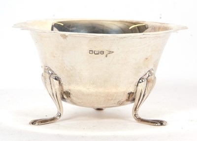 Lot 113 - Edwardian silver sugar bowl of plain circular...