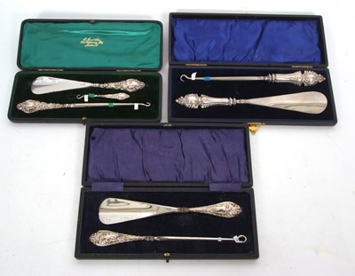 Lot 337 - A cased Edwardian three piece shoe horn and...