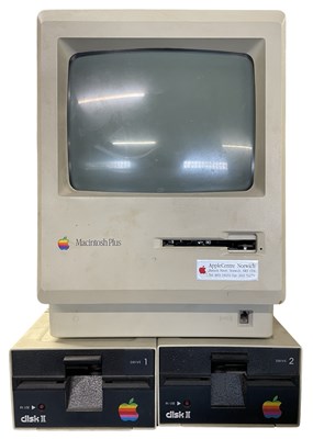 Lot 287 - A 1986 Apple Macintosh Plus 1Mb computer,...