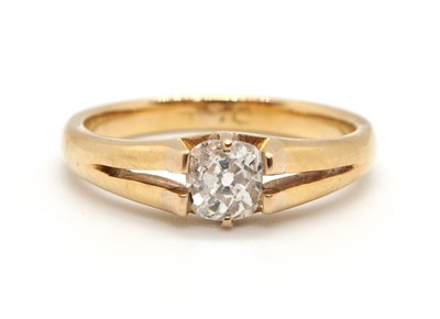 Lot 60 - A diamond solitaire ring, the old mine cut...