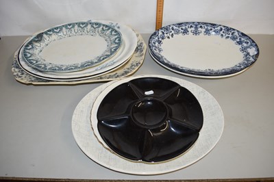 Lot 14 - Mixed Lot: Assorted meat plates, hors...