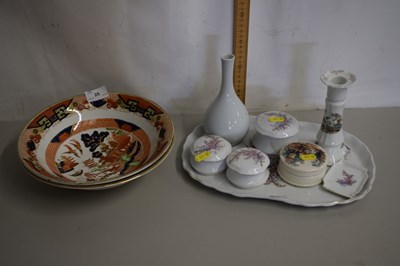 Lot 25 - Mixed Lot: Dressing table set plus further...