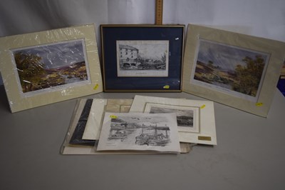 Lot 35 - Box of various assorted engravings and prints