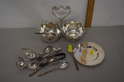Lot 54 - Mixed Lot: Various silver plated wares,...