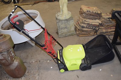 Lot 1046 - Garden Gear scarifier