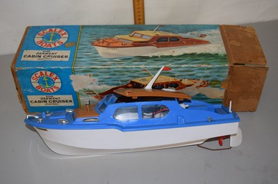 Lot 5 - A Scalex electric cabin cruiser toy boat
