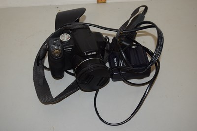 Lot 75 - Panasonic Lumix FZ18 digital camera