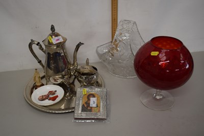 Lot 127 - Mixed Lot: Silver plated tea wares, glass bowl...