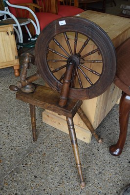 Lot 384 - 19th Century spinning wheel on turned legs