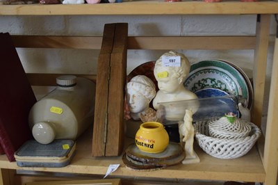 Lot 597 - Mixed Lot: Various assorted ceramics, modern...