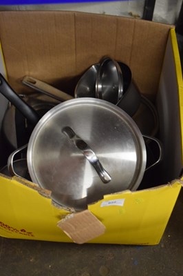 Lot 622 - Box of saucepans