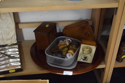 Lot 677 - Mixed Lot: Novelty jewellery boxes, pottery...