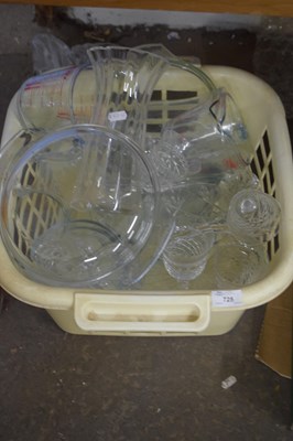 Lot 725 - Box of various kitchen glass wares