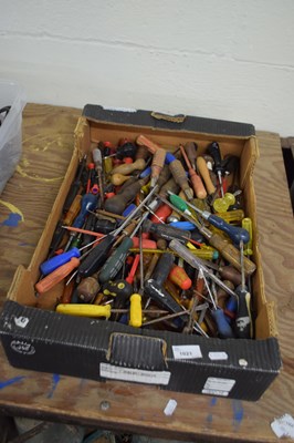 Lot 1021 - Large quantity of various screwdrivers