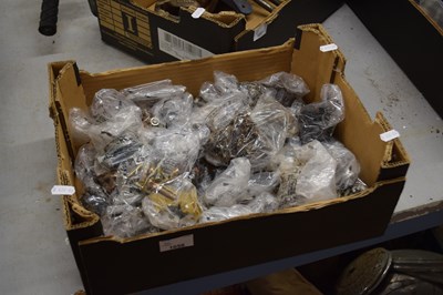 Lot 1056 - Mixed lot of various ironmongery, screws,...