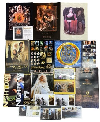 Lot 127 - A mixed lot of Lord of the Rings memorabilia...