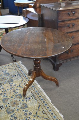 Lot 478 - A Georgian oak supper table with circular top,...