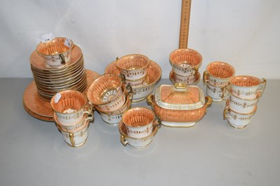 Lot 18 - Mixed Lot: Various gilt decorated tea wares...