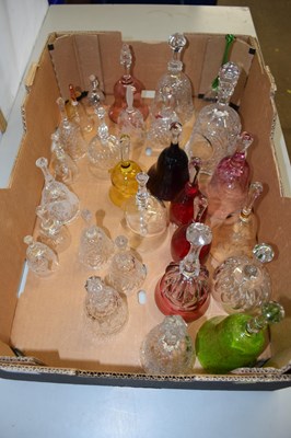 Lot 28 - Mixed Lot: Various glass table bells