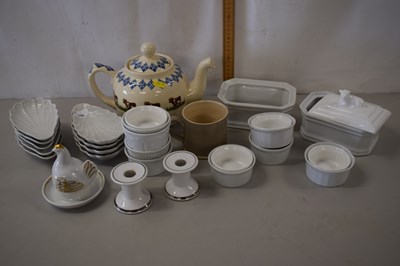 Lot 159 - Mixed Lot: Ramekin dishes, shell shaped...