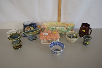 Lot 214 - Mixed Lot: Great Yarmouth Pottery mug, Sylvac...