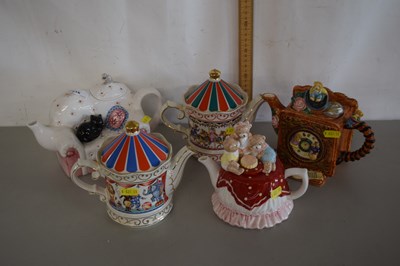 Lot 216 - Collection of novelty teapots to include...