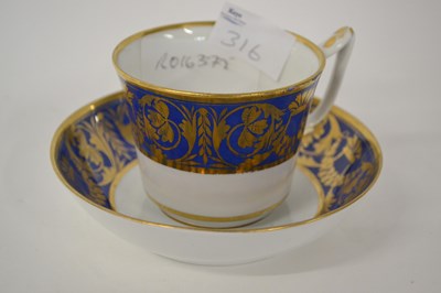 Lot 316 - A 19th Century Derby breakfast cup and cover,...