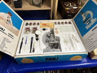 Lot 533 - Boxed Prinz model 380L microscope set