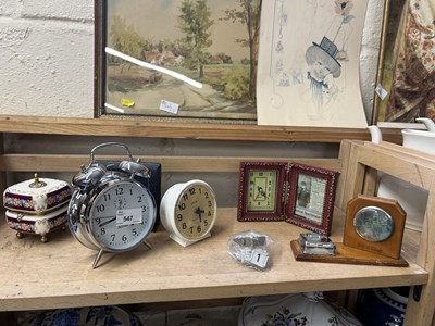 Lot 547 - Mixed Lot: Various assorted mantel clocks and...