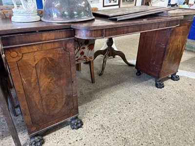 Lot 316 - Georgian mahogany twin pedestal sideboard for...