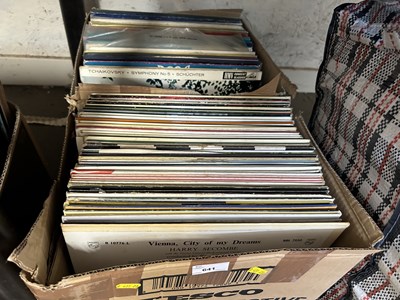 Lot 641 - Box of mixed records