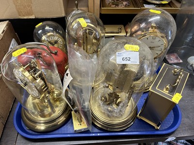 Lot 652 - Tray containing a quantity of carriage clocks...