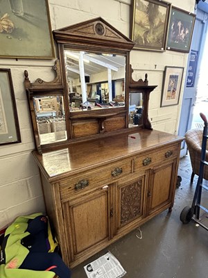 Lot 737 - American style mirror backed sideboard