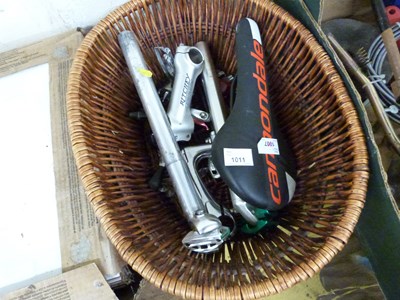 Lot 1011 - Mixed lot of various bike parts