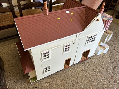 Lot 376 - Large modern dolls house and accompanying...