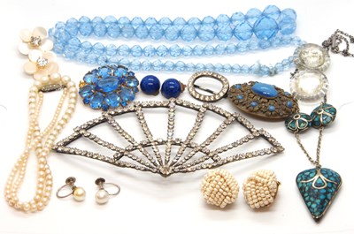 Lot 186 - A mixed lot of jewellery to include a cultured...