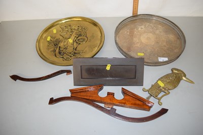 Lot 4 - Mixed Lot: Serving trays, letter box and other...