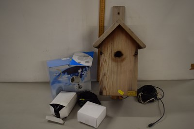 Lot 117 - A nature camera birdbox kit