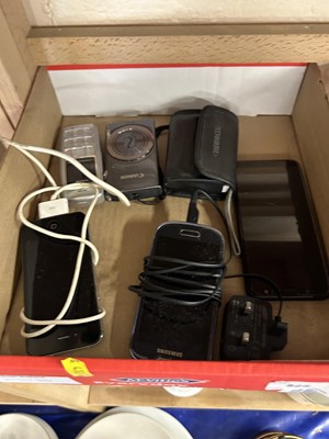 Lot 525 - Box of various assorted mobile phones and cameras