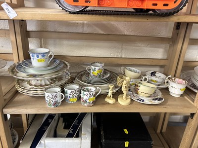 Lot 554 - Quantity of mixed tea wares