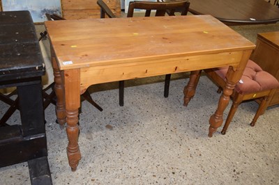 Lot 215 - Modern rectangular pine side table