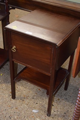 Lot 258 - Small mahogany bedside cabinet