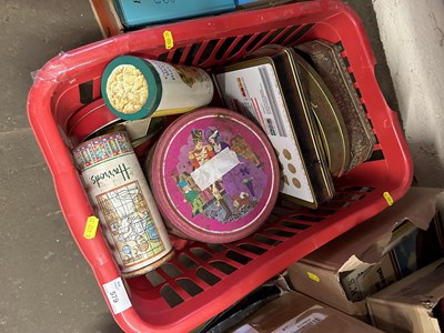 Lot 579 - Basket of vintage tins