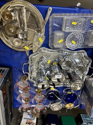 Lot 589 - Mixed Lot: Various silver plated and chrome...