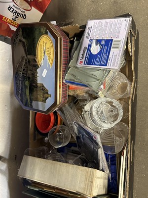 Lot 604 - One box of house clearance sundries