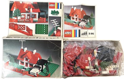 Lot 146 - A boxed 1969 Lego System House with Car...