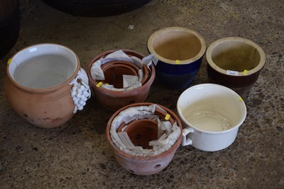 Lot 1029 - Mixed quantity of plant pots