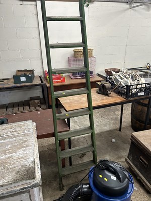 Lot 1030A - Ladder